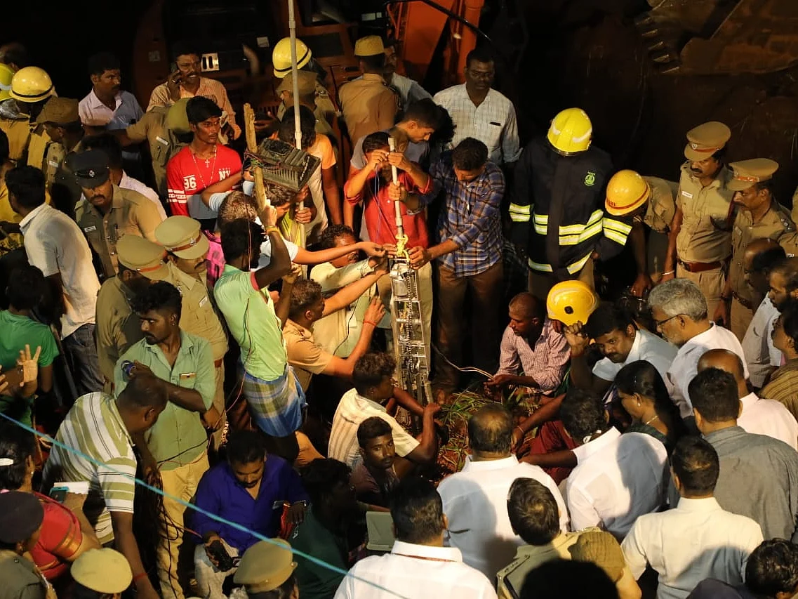 4 நாள், 60 மணி நேரம், பல அடிகள்! - ஆழ்துளைக் கிணற்றில் விழுந்து மீண்ட நம்பிக்கை குழந்தைகள்