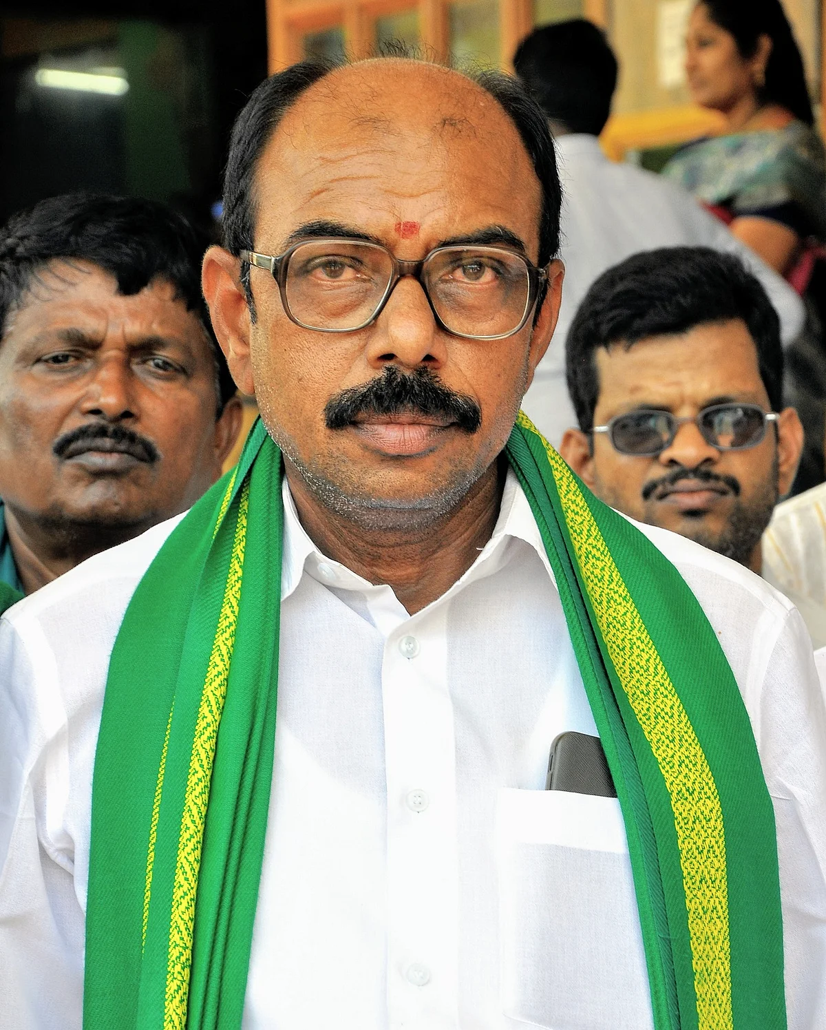 கோபாலகிருஷ்ணன்