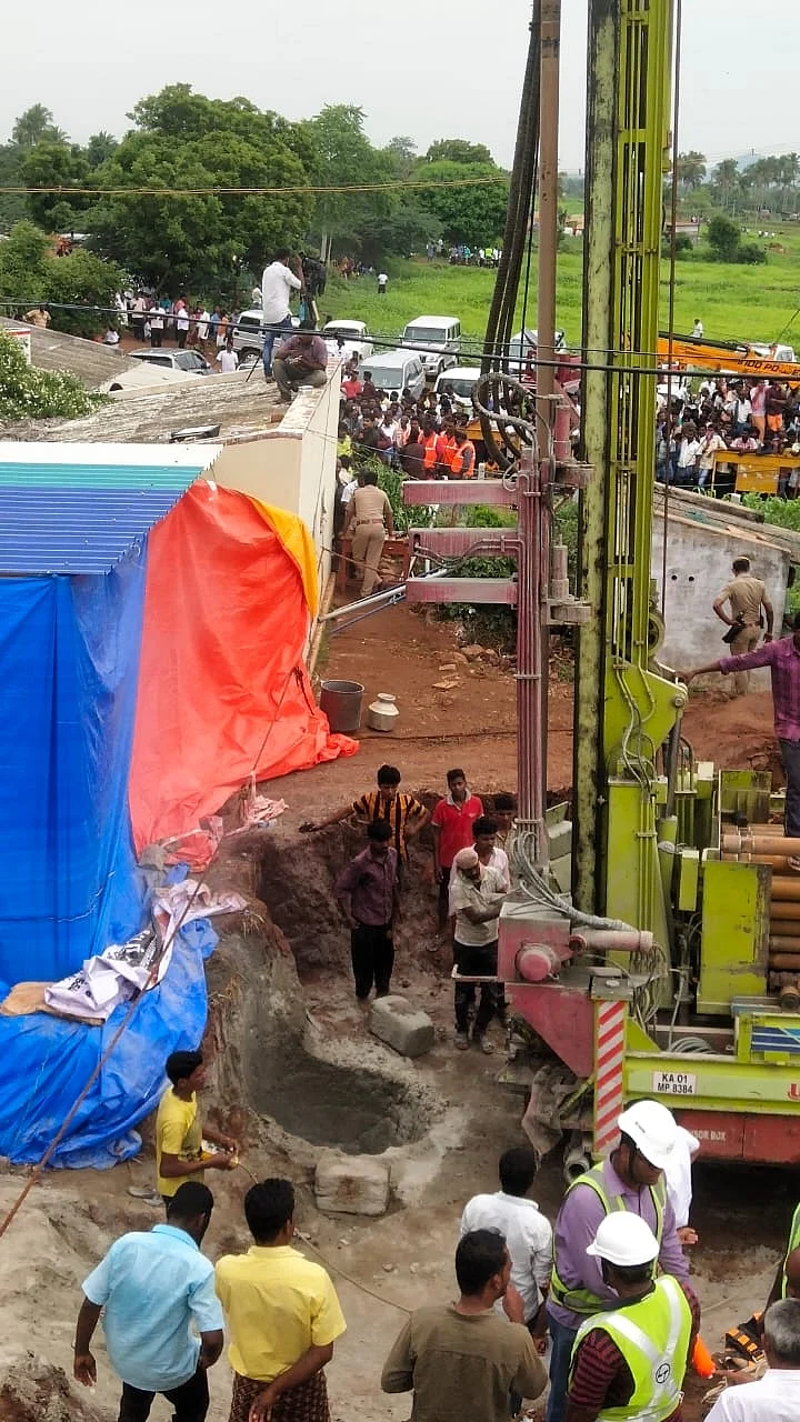 சுர்ஜித் மீட்கும் பணி