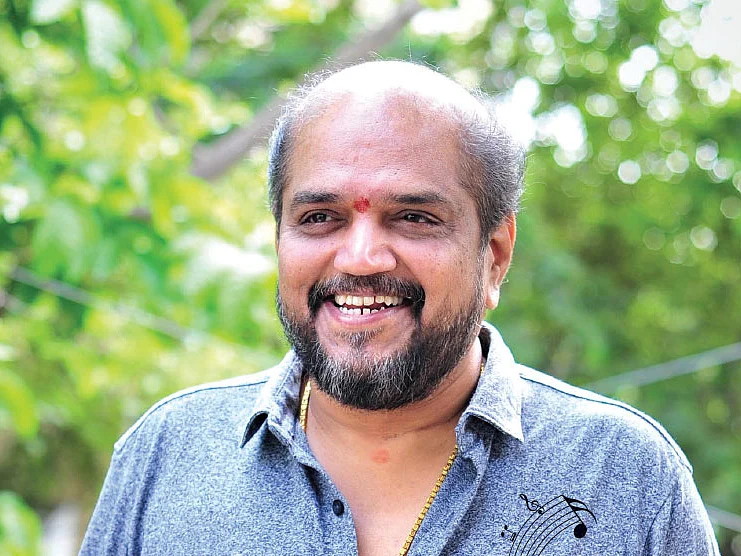 ரஜினியின் தெலுங்குப்பாட்டு, கமலின் தெருக்கூத்து!