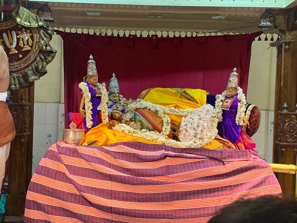 கீழ்ப்பாக்கம் ஶ்ரீபிரசன்ன வெங்கடேஸ்வரர் ஶ்ரீசோமசுந்தரர் ஆலயத்தில் 1008 கலச திருமஞ்சனம்!