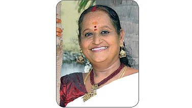 எஸ்.மீனாட்சி