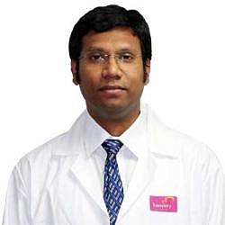 குழந்தைகள்நல மருத்துவர் கார்த்திக் சூர்யா