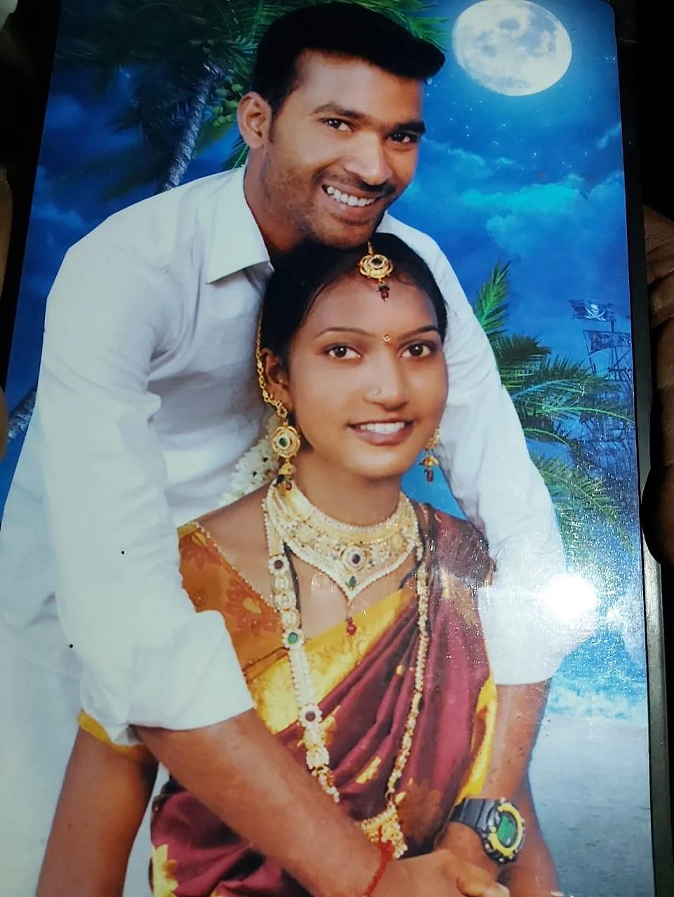 மோகனேஸ்வரி,கோபி