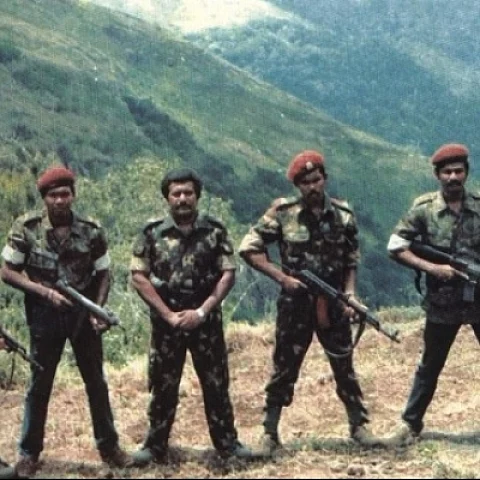 விடுதலைப் புலிகள்