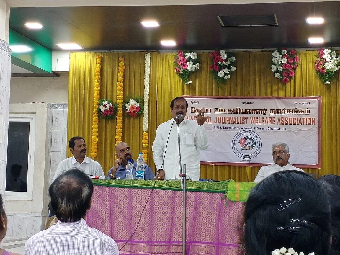 ``ஸ்டாலினுக்கு நன்றி!’’- ஹெச்.ராஜாவின் திருவள்ளுவர் ட்விஸ்ட்...!