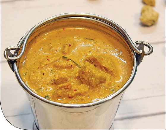 சுவையும் மணமும் கொண்ட
சூப்பர் குழம்புகள் - இது சிவகாசி சிறப்பு