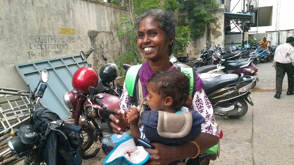 குழந்தையுடன் வள்ளி