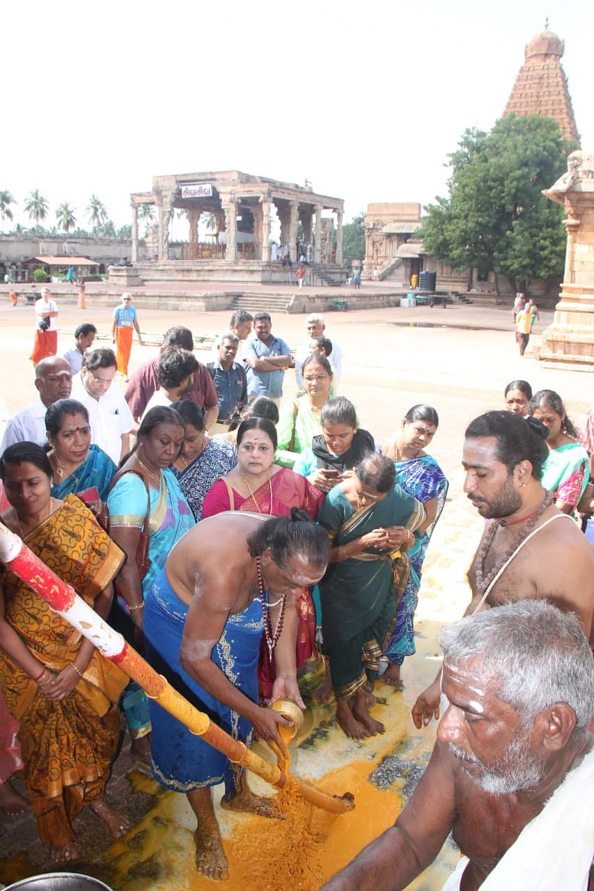 பெரியகோயில் விழாவில்