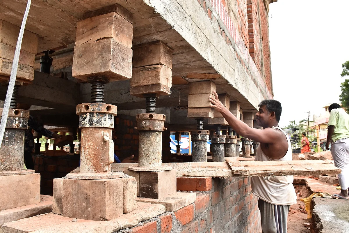 சாவடி புணரமைப்பு
