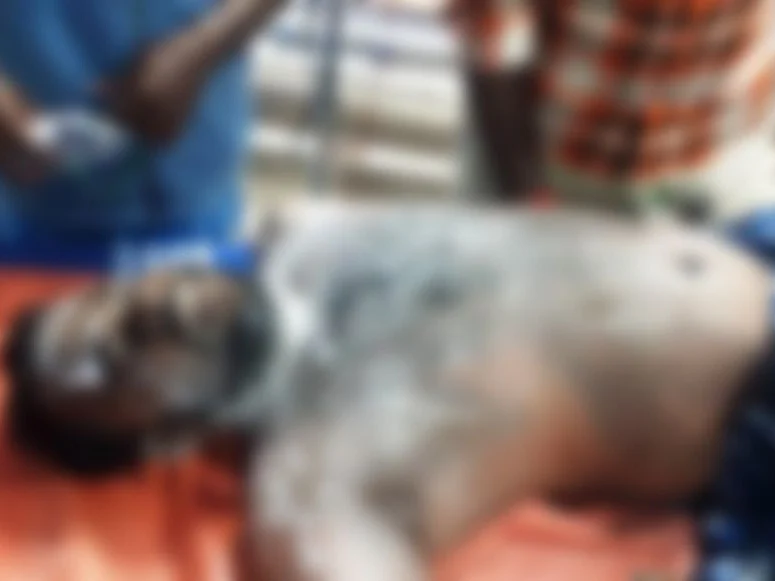 `என் மனைவியோடு எப்படிப் பழகலாம்?' -திருவண்ணாமலை வி.ஏ.ஓ மீது ஆசிட் வீசிய கியூ பிரிவு காவலர்