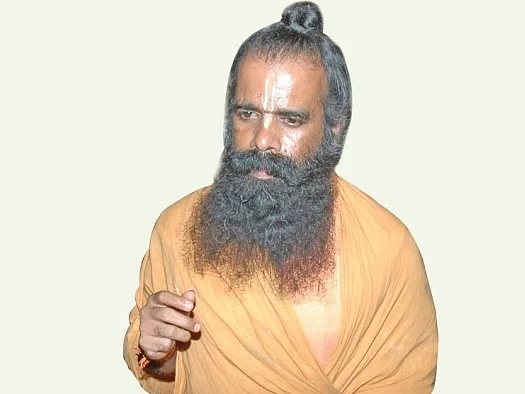 `உணவில் எதையோ கலக்கிறார்கள்!' -புழல் சிறைக்கு மாற்றக்கோரி முருகன் மீண்டும் உண்ணாவிரதம்