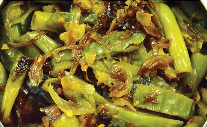 பீர்க்கங்காய் காராமணி மசாலா