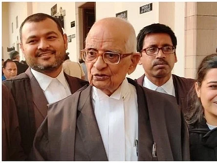 அயோத்தி வழக்கில் 40 நாள்களாக நின்றபடியே வாதாடிய தமிழக வழக்கறிஞர் பராசரன் யார்?