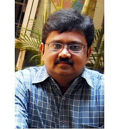 மாபெரும் சபைதனில் - 6