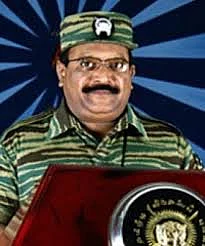 மாவீரர் தினம் உரையாற்றும் பிரபாகரன்