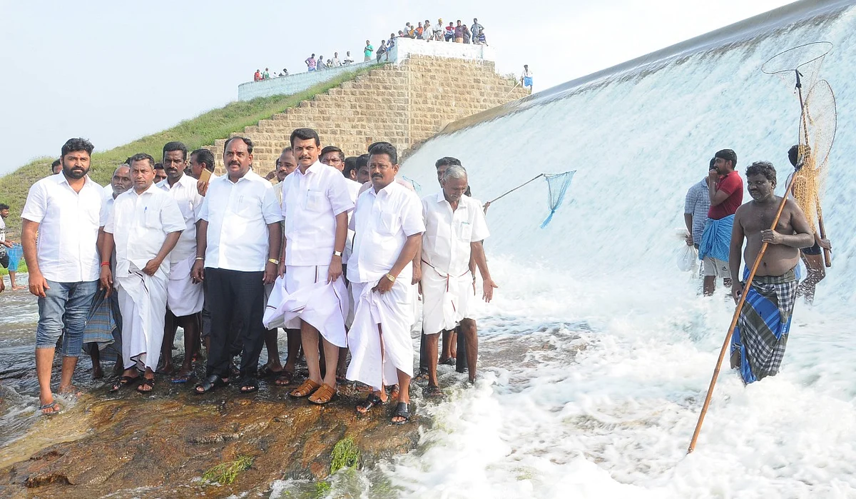 அணையில் செந்தில் பாலாஜி
