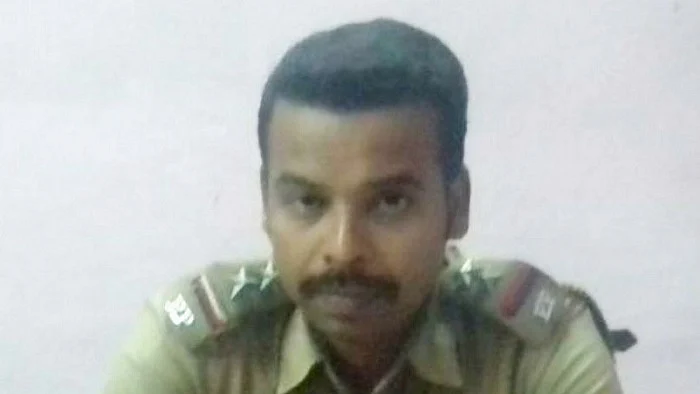 எஸ்.ஐ விபல்குமார்