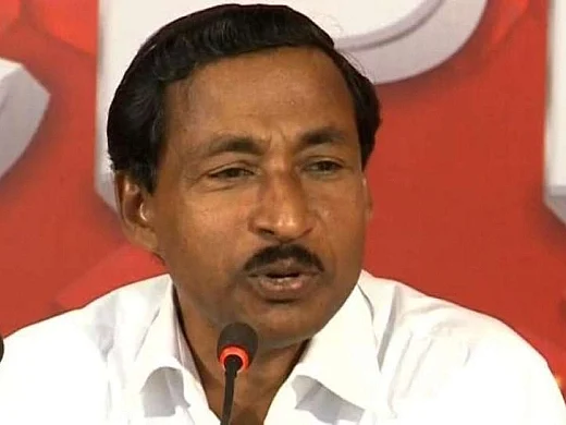 `மாவோயிஸ்ட்டுகளுக்குத் துணையாக நிற்பது யார்?’- சி.பி.எம் விமர்சனத்தால் கேரளாவில் வெடித்த சர்ச்சை