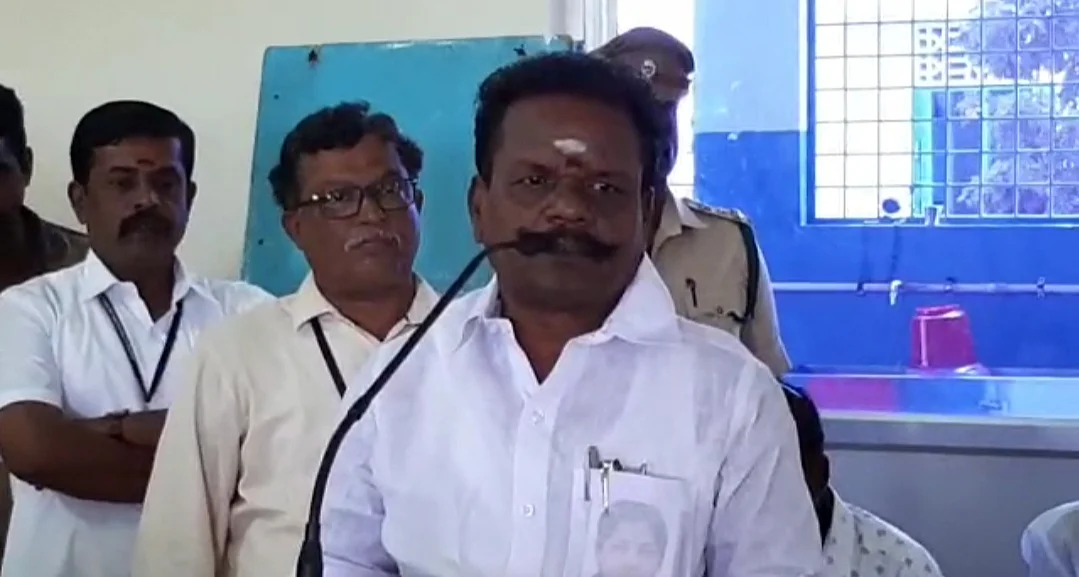 அமைச்சர் ஜி.பாஸ்கரன்