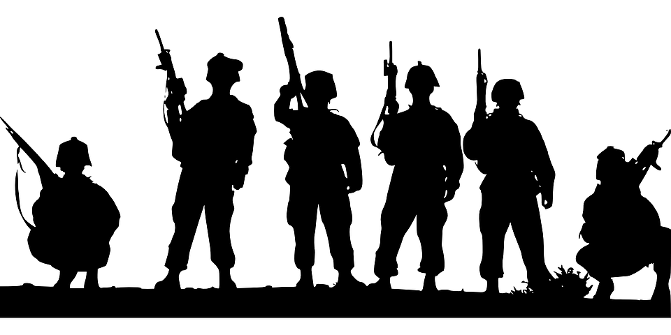 முப்படை