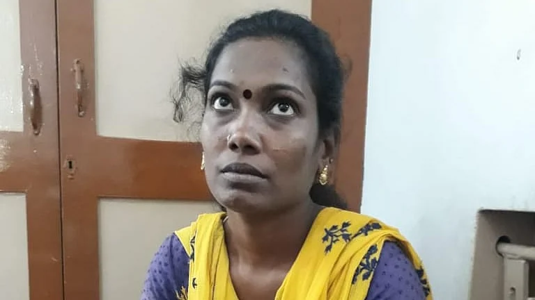 நண்பனின் மனைவி ஆஷா