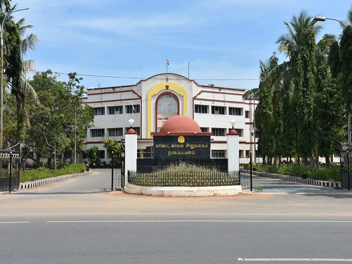 சிறுமிக்கு பாலியல் தொல்லை கொடுத்த போலீஸ் ஏட்டு; காவல்நிலையத்தில் சமரசம்! - நாகை அதிர்ச்சி