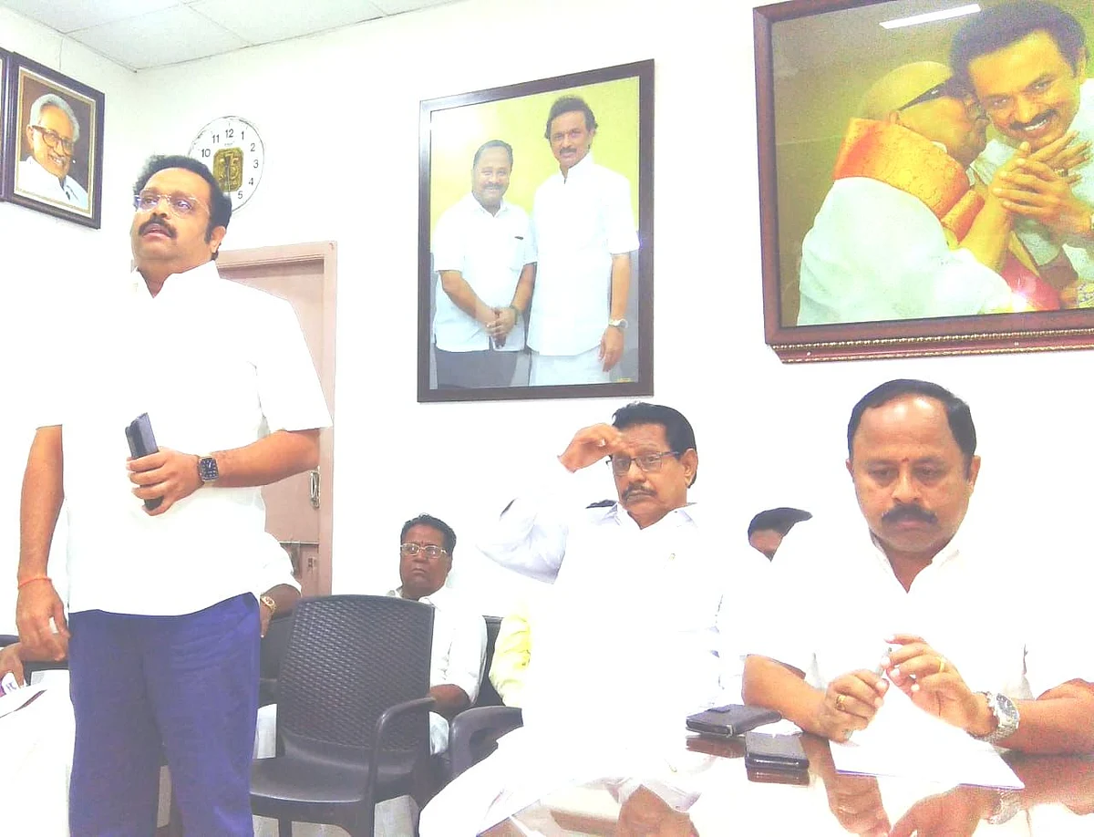 கதிர்ஆனந்த்