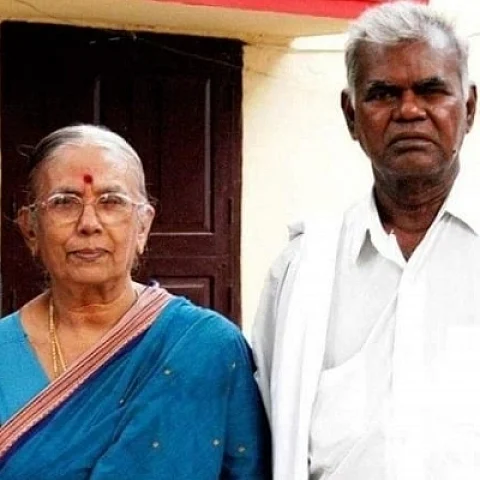 மனைவி ரஞ்சிதம் அம்மாளுடன் நல்லகண்ணு