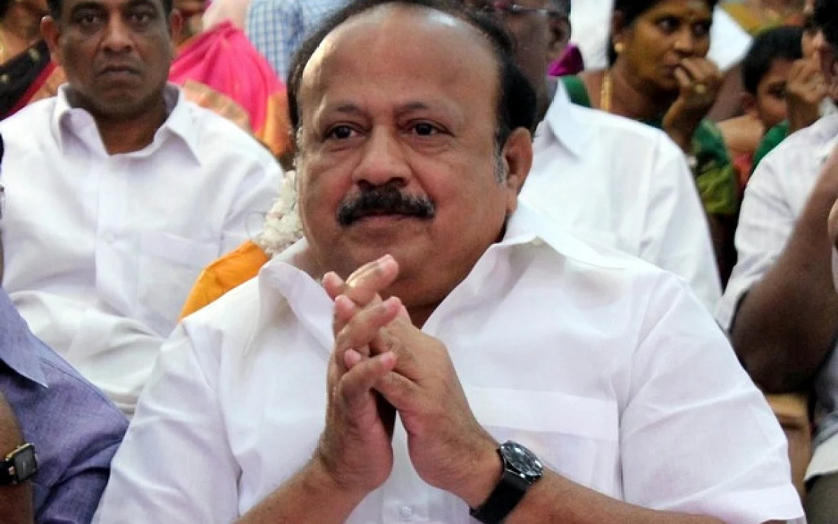 வேளாண் துறை அமைச்சர் எம்.ஆர்.கே பன்னீர்செல்வம்