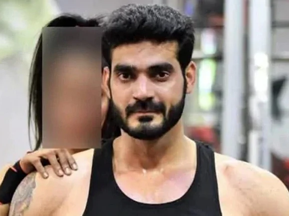 ஹரியானாவில் காதலி; ஜெய்ப்பூர் ஹைவேஸில் ஓட்டுநர்!- இரட்டைக் கொலையில் சிக்கிய பாடிபில்டர்