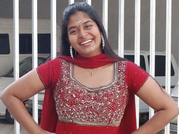 ``உன் பேரு பிரியாதானே... ஏன் பேரை மாத்திட்ட’னு விஜய் சார் கேட்டார்..!’’ - நீபா