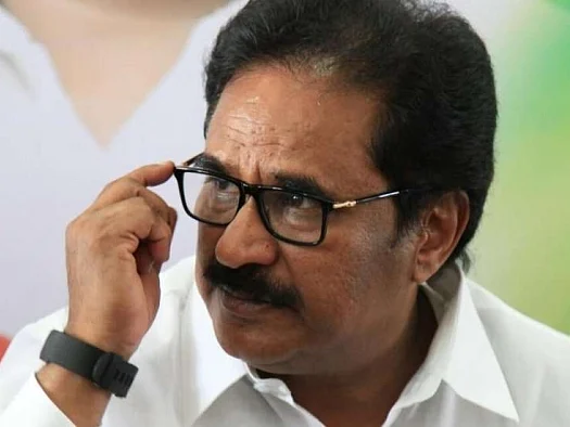 `வெங்காய விலை உயர்வினால் ஆட்சி கவிழ்ந்த வரலாறு உண்டு!’- திருச்சி எம்.பி திருநாவுக்கரசர்