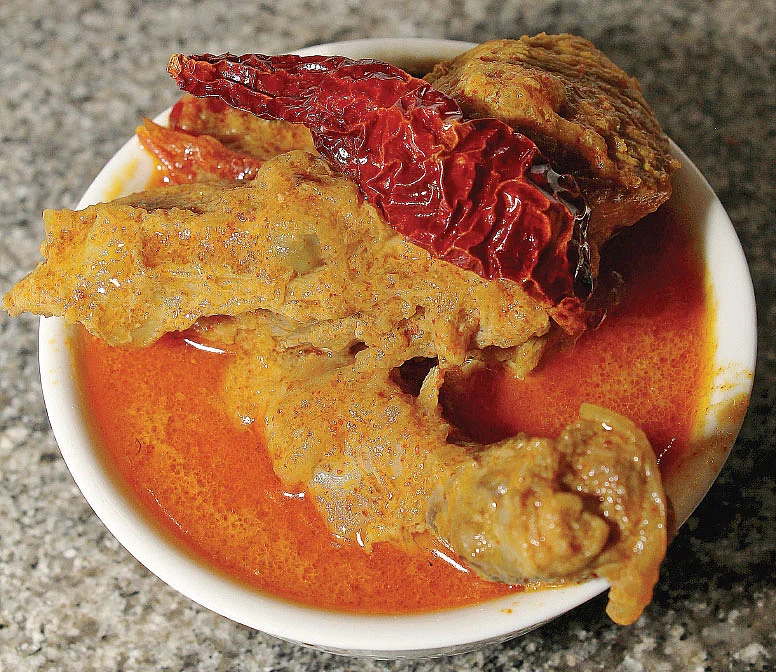 கிராண்டுமா’ஸ் சிக்கன் கன்ட்ரி கேப்டன்
