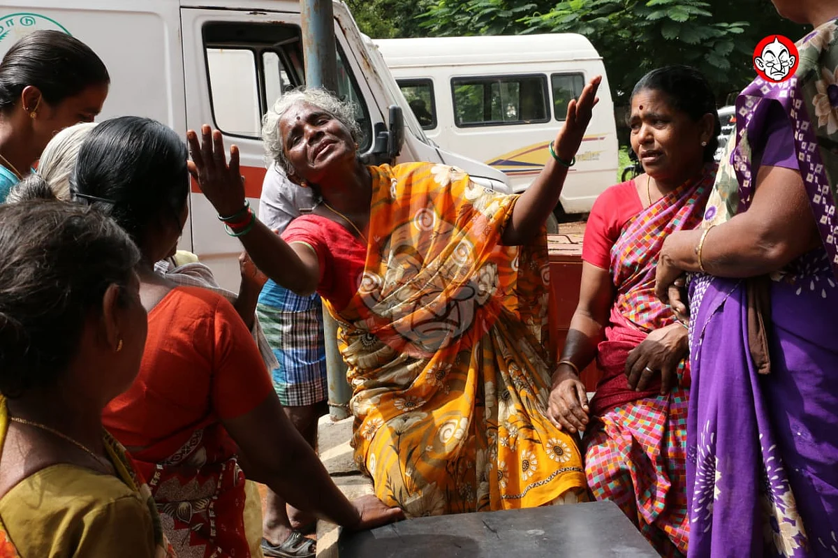 17 பேரின் உயிரைப் பறித்த ஒற்றைச் சுவர்... மேட்டுப்பாளையம் நடூரில் நடந்தது என்ன? முழு விவரம்!