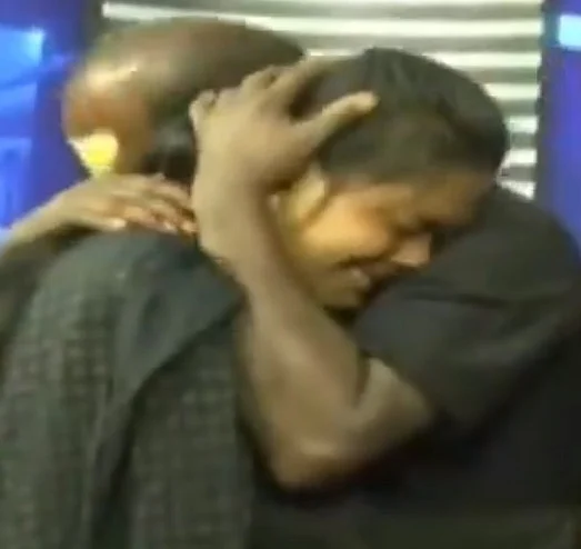 பெற்றோருடன் இணைந்த பவானி