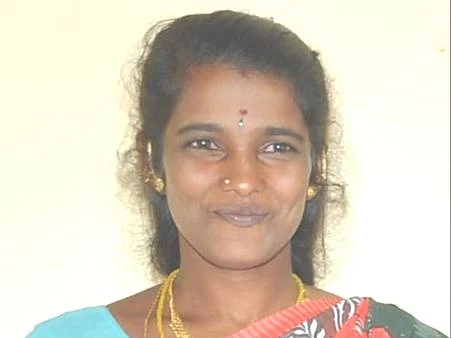 `900 கிலோ செம்மரம்; பணப் பங்கீடு மோதல்!’-வாணியம்பாடியில் இளம்பெண்ணுக்கு நேர்ந்த கொடூரம்