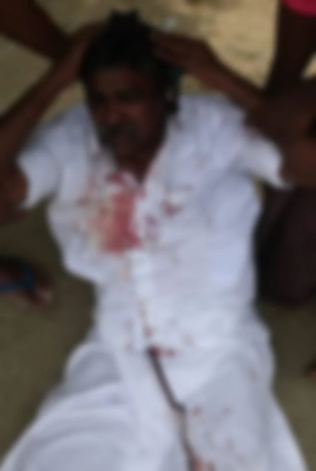 மண்டை உடைக்கப்பட்ட பெருமாள்