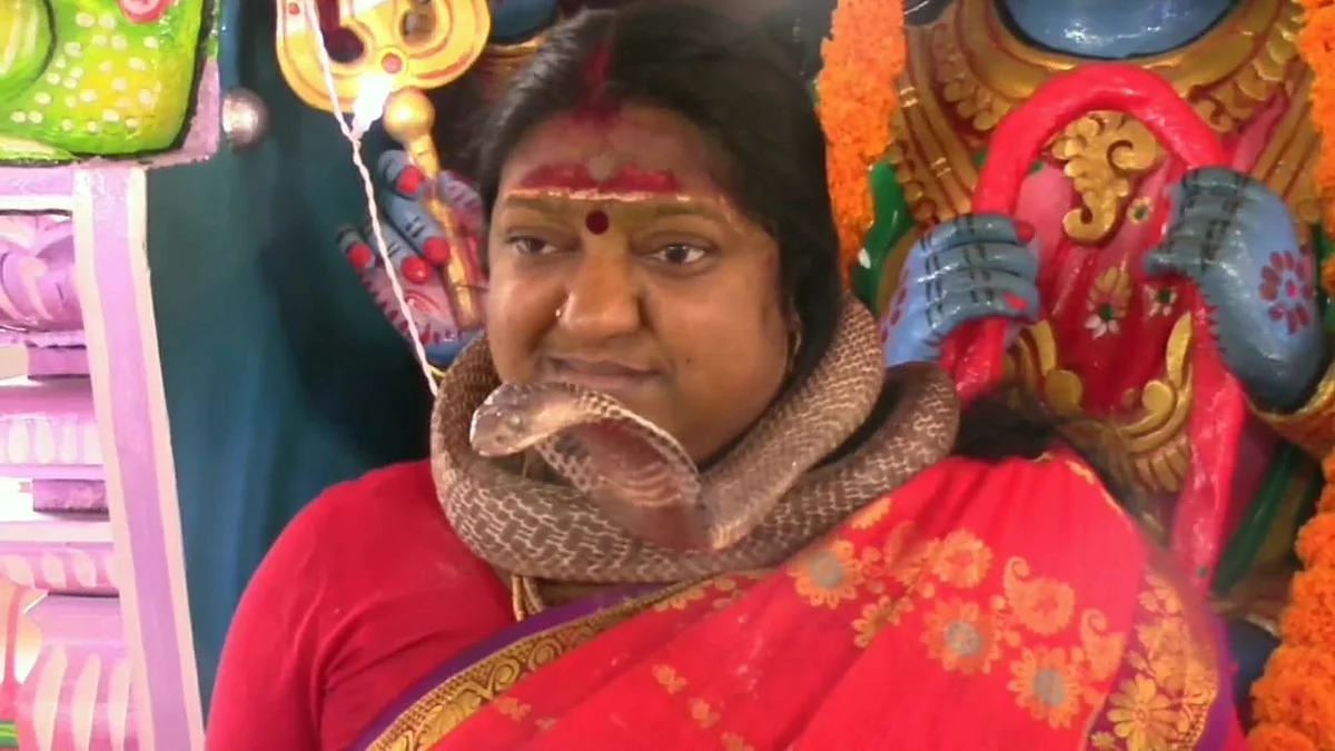 பெண் சாமியார்