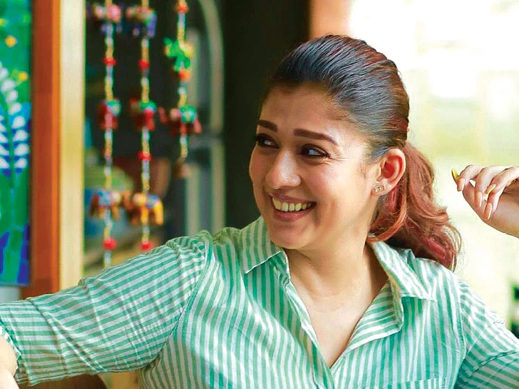 `கார்த்திக் டயல் செய்த எண்' த்ரிஷா... `பாசிடிவ் வைப்' டிடி! - சோஷியல் மீடியா ரவுண்ட் அப்