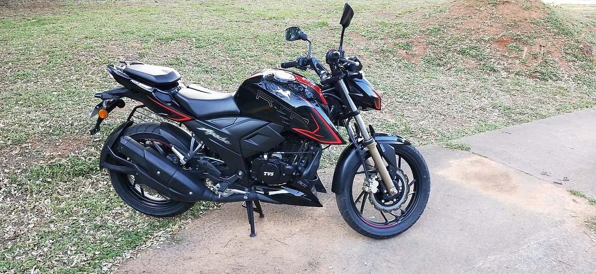Apache RTR 4V BS-6