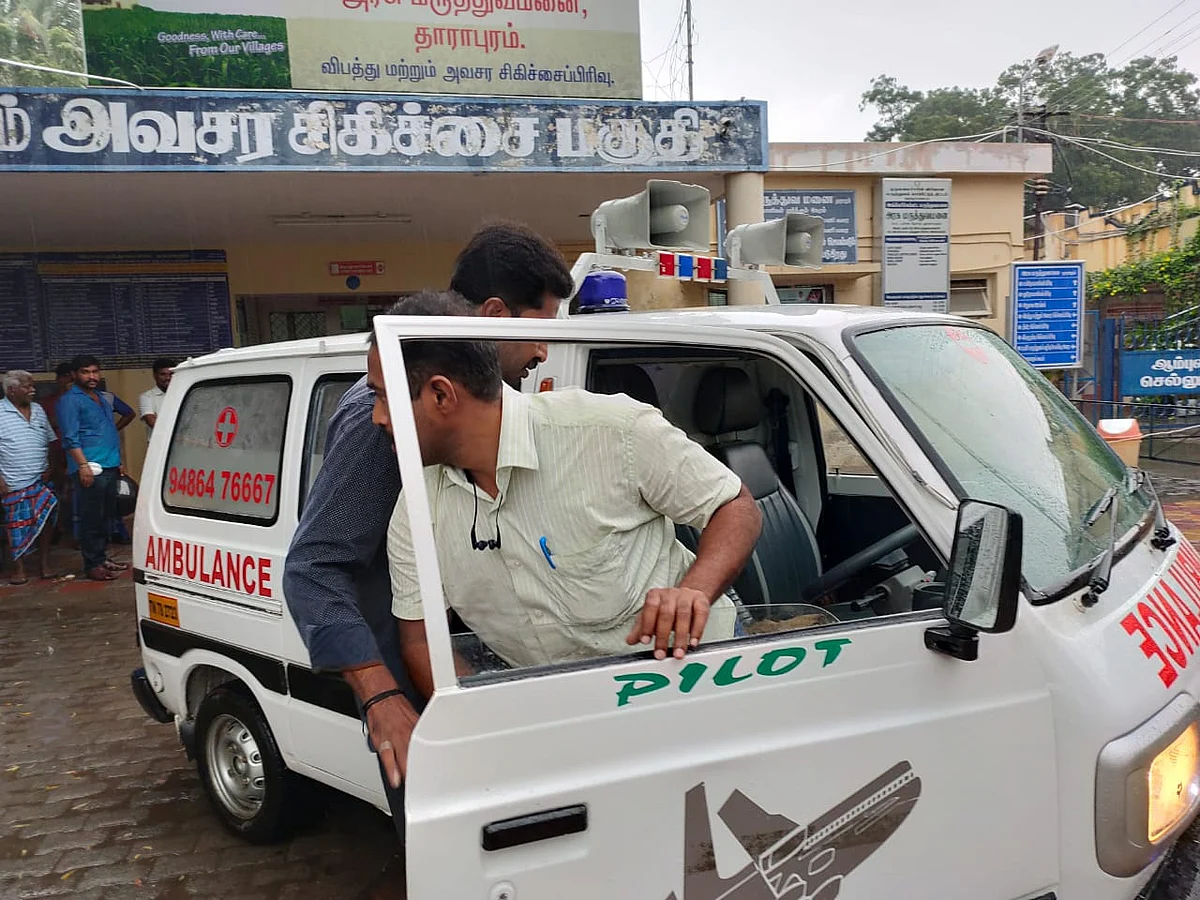 தனிப்பிரிவு போலீஸ் கணேஷ்