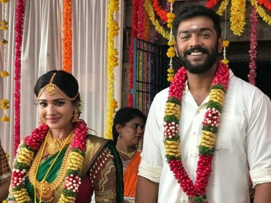 ``சீரியல் ப்ரோமோவுக்கு வர்ற கமென்ட்லாம் பார்க்கவே கஷ்டமா இருக்கும்!'' - `ஆயுத எழுத்து' ஆனந்த்