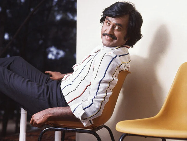 `இந்த மாஸ் காட்ட, வேற யார் இருக்கா?' - ஒரு ரஜினி ரசிகையின் வெறித்தன வாழ்த்து
