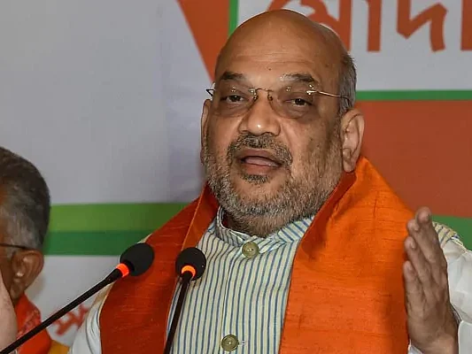 `அடுத்து கைது நடவடிக்கை!' - சோனியா குடும்பத்தைக் குறிவைக்கிறாரா அமித் ஷா?