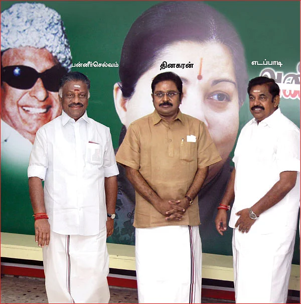 தினகரனுடன் பன்னீரும் எடப்பாடியும்