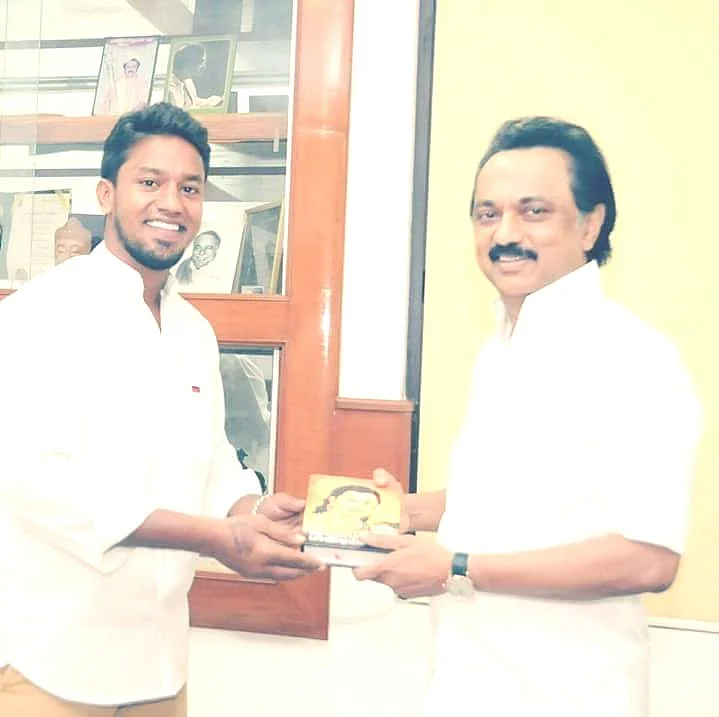 ஸ்டாலினுடன் ஞானபிரகாஷ்