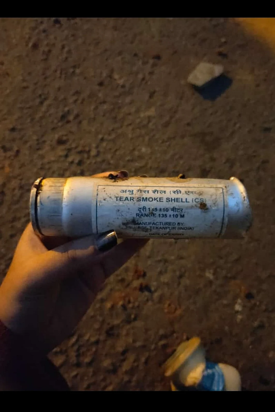 கண்ணீர்ப் புகைக்குண்டு