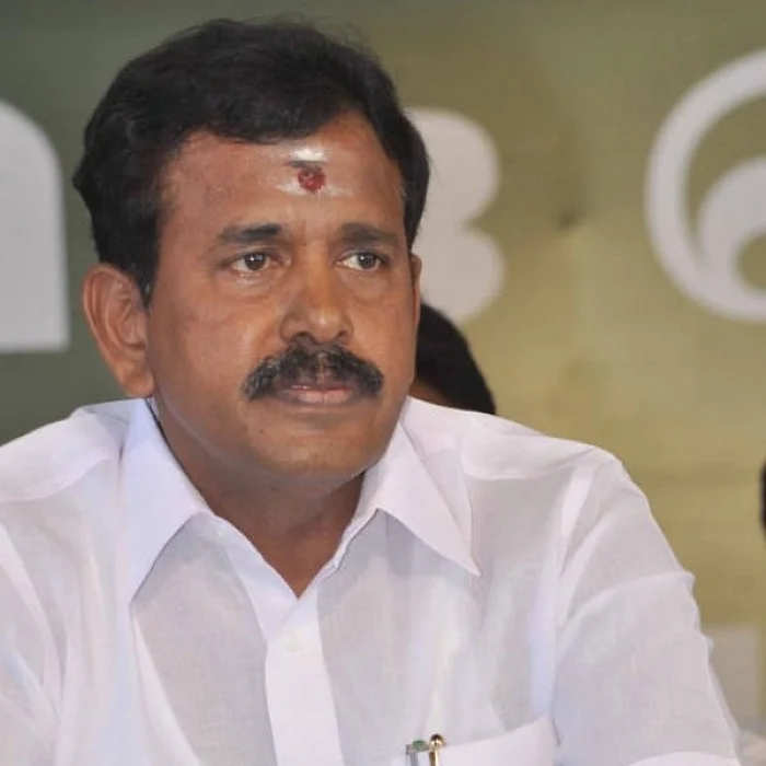 எம்.எல்.ஏ தோப்பு வெங்கடாசலம்