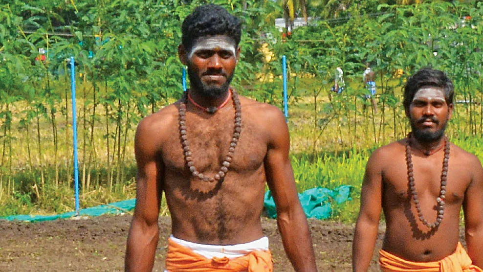 புண்ணிய புருஷர்கள்